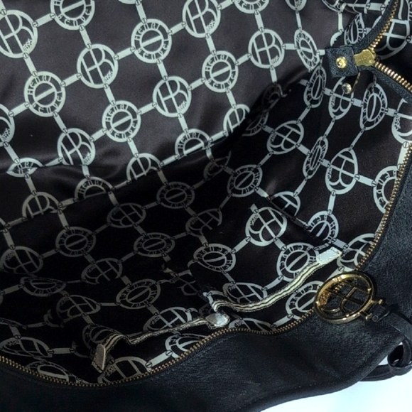 Henri Bendel Black Saffiano Leather Large Tote - Picture 9 of 14